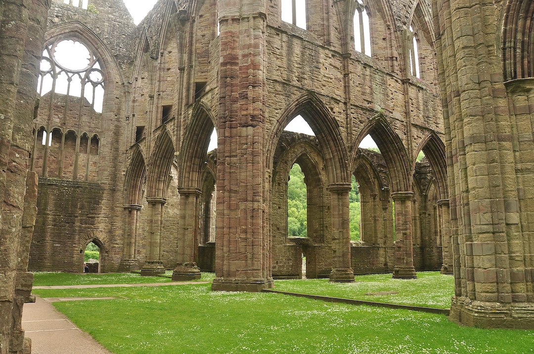 tintern_abbey_9443