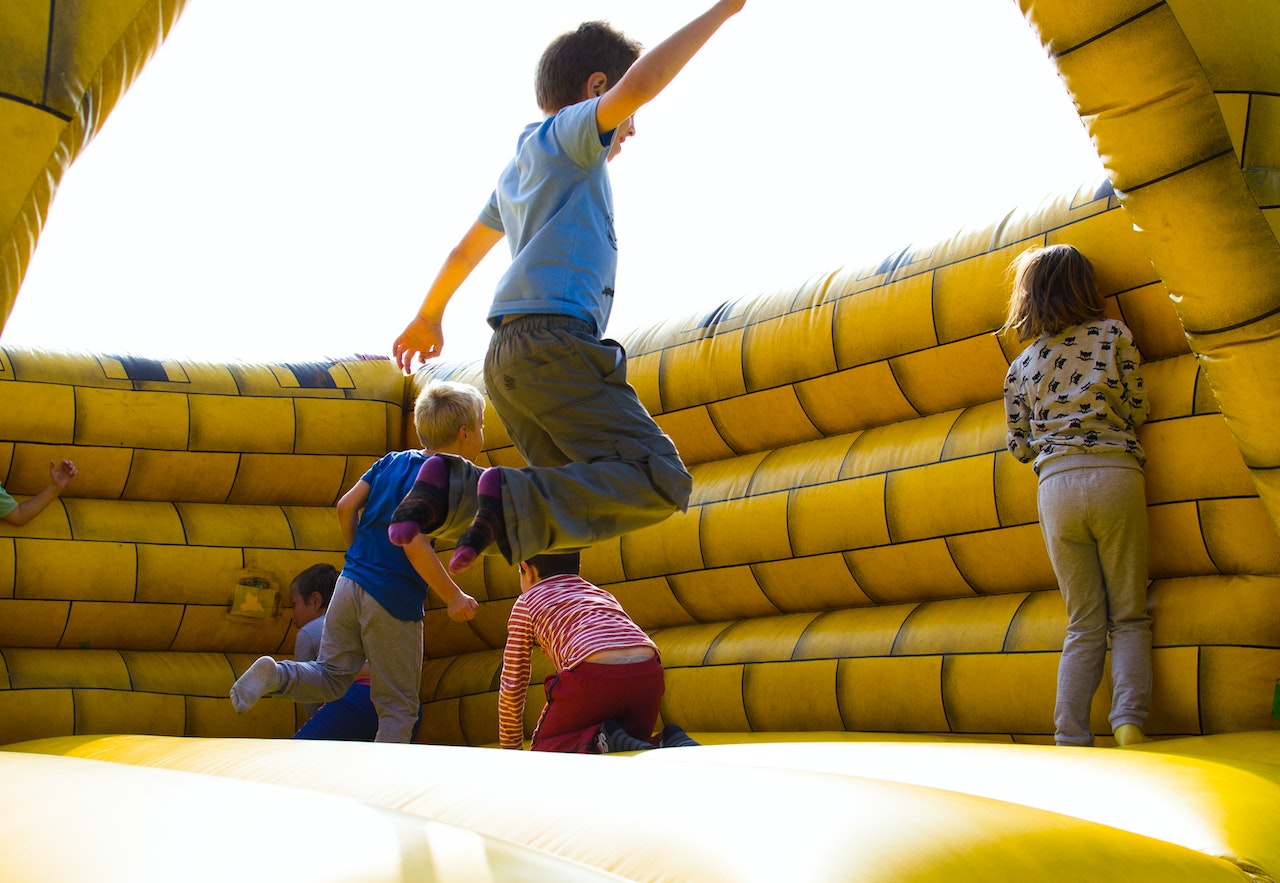 kids-jumping-pexels-lukas-296308